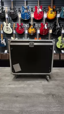 Store Special Product - Gator - GTOUR-X32CMPCTW